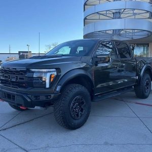 Ford Raptor 2024-min